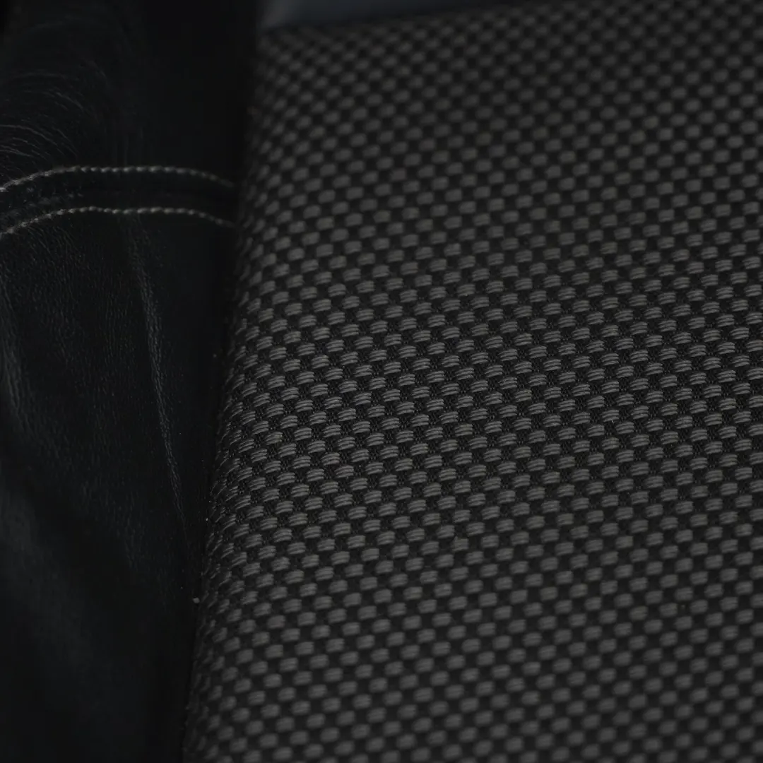 Siège Avant Sport S-Line Droit Cuir Tissu Soul Noir Fels Gris pour Audi A4 B9 à propos du numéro de pièce 8W0881806F Audi A4 B9 Siège Avant Sport S-Line Droit Cuir Tissu Soul Noir Fels Gris - SKU 8W0881806F-1 - Numéro de pièce 8W0881806F