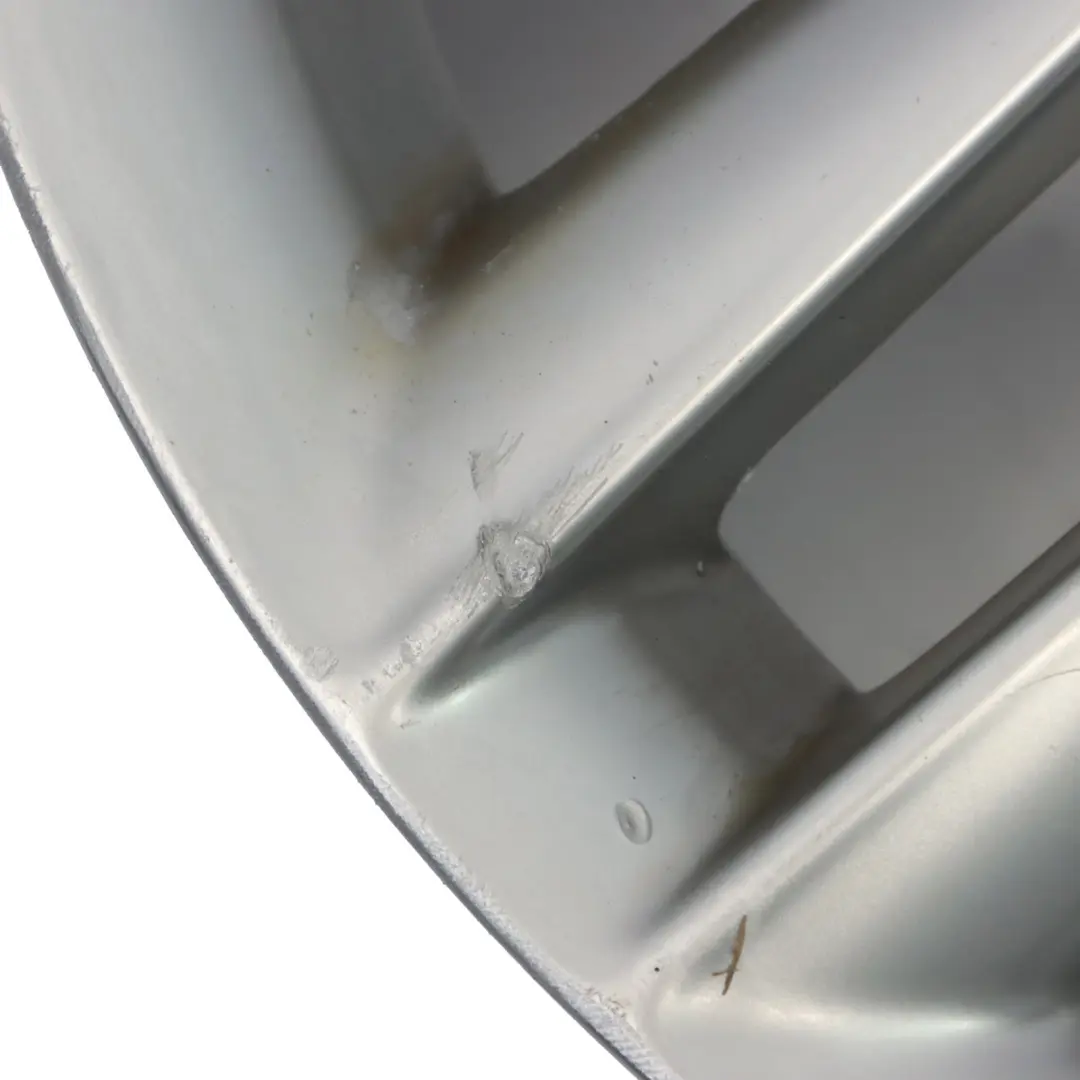 Srebrna Felga Aluminiowa 17" 7.5J ET36 8X0601025K do Audi A1 8X o numerze 8X0601025K-1 Audi A1 8X Srebrna Felga Aluminiowa 17" 7.5J ET36 8X0601025K - SKU 8X0601025K-1 - Numer Części 8X0601025K-1