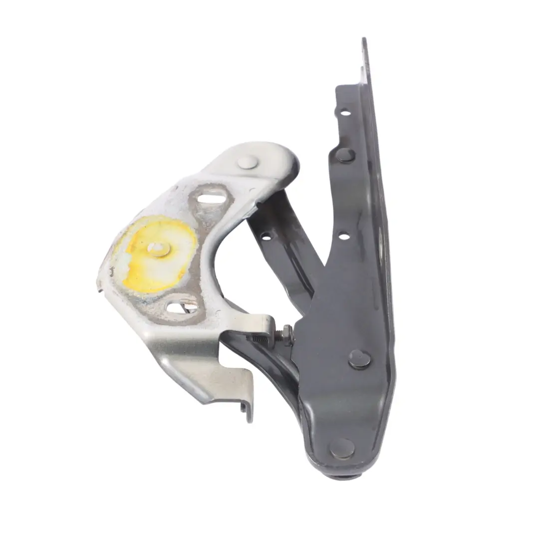 Cerniera cofano anteriore destra Daytona Grey Z7S per Audi A1 8X con numero di parte 8X0823302A Audi A1 8X Cerniera cofano anteriore destra Daytona Grey Z7S - SKU 8X0823302A-DGR - Numero di parte 8X0823302A