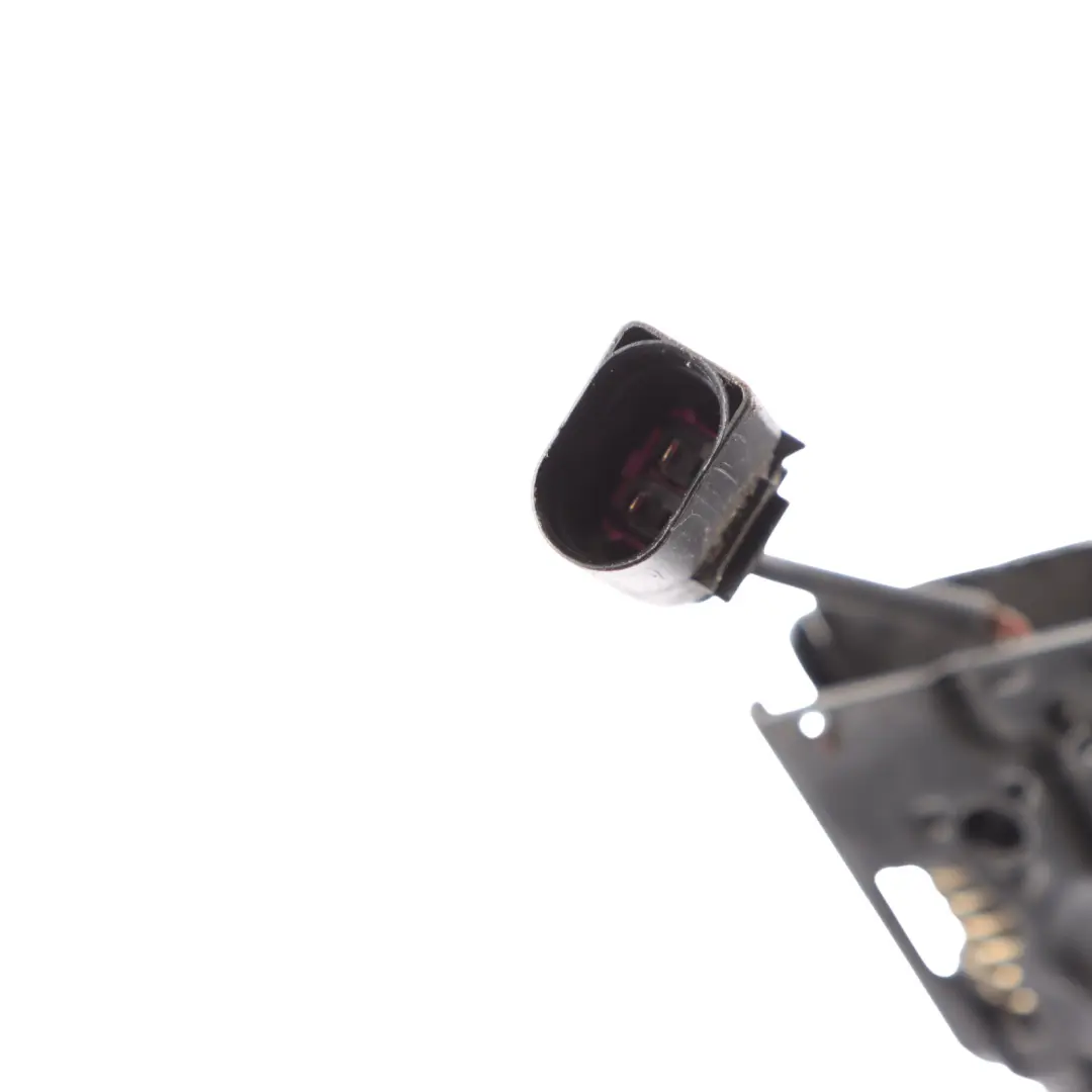 Capó Delantero Del Motor Cerradura Del Pestillo Capó para Audi A1 8X FL con número de pieza 8X0823509B Audi A1 8X FL Capó Delantero Del Motor Cerradura Del Pestillo Capó - SKU 8X0823509B - Número de pieza 8X0823509B