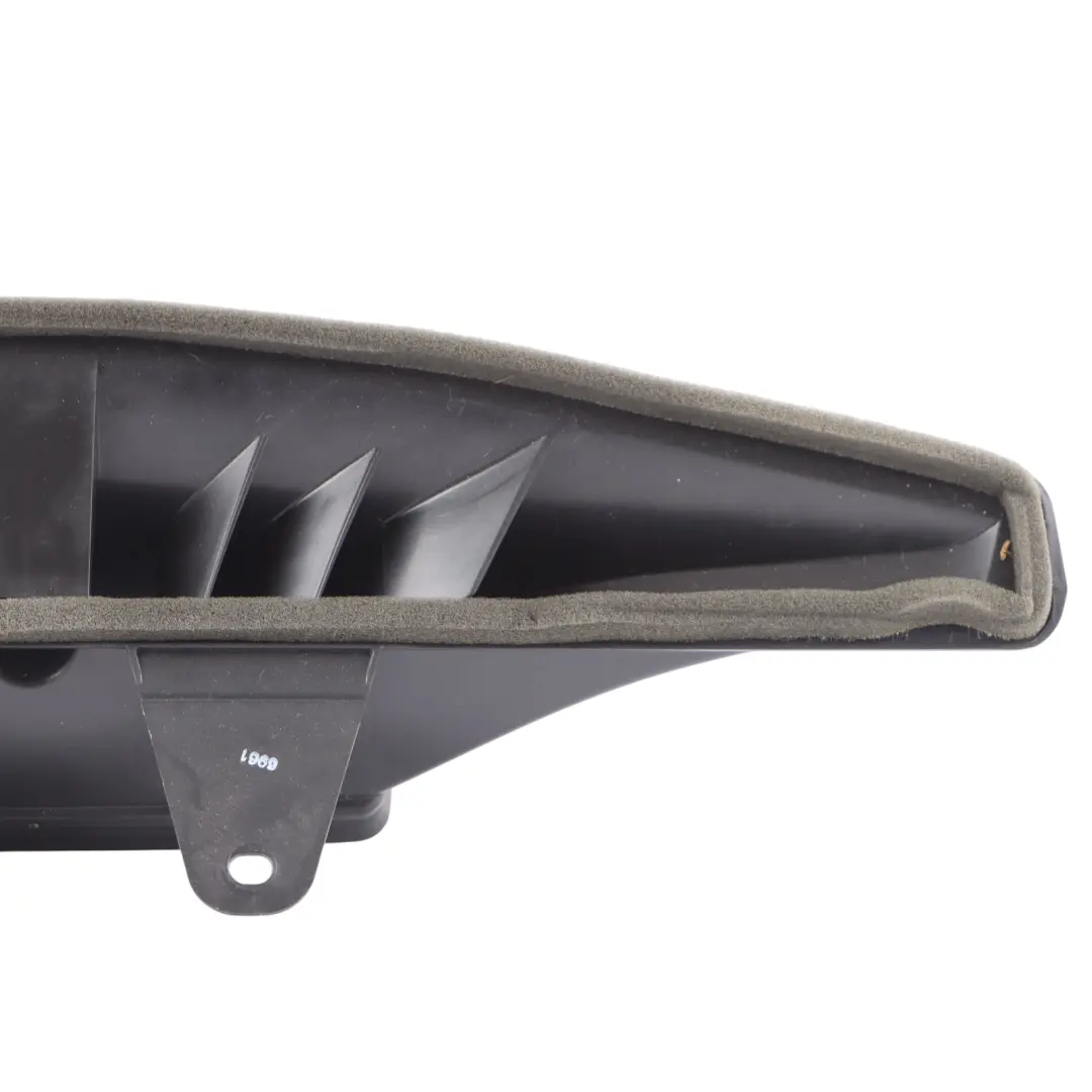 Audi A1 8X Dashboard Centre Air Ducting Channel Distribution - SKU 8X0858431 - Part number 8X0858431