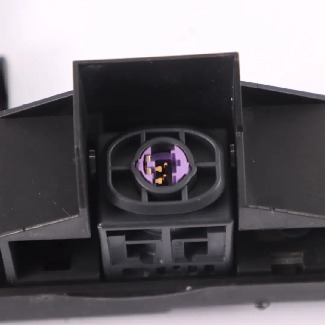 Positiver Batterie-Überlastungsschutz für Audi A1 8X mit Teilenummer 8X0915459 Audi A1 8X Positiver Batterie-Überlastungsschutz - SKU 8X0915459 - Teilenummer 8X0915459