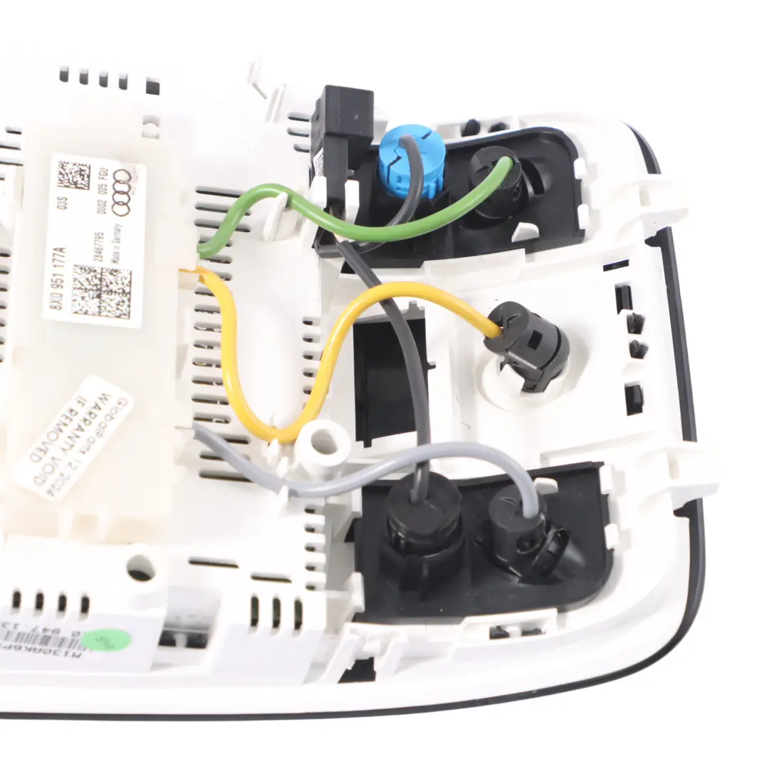 Audi Q3 8U Vorne Dach Leselicht Innenleuchte Panel Schwarz - SKU 8X0947135AK - Teilenummer 8X0947135AK