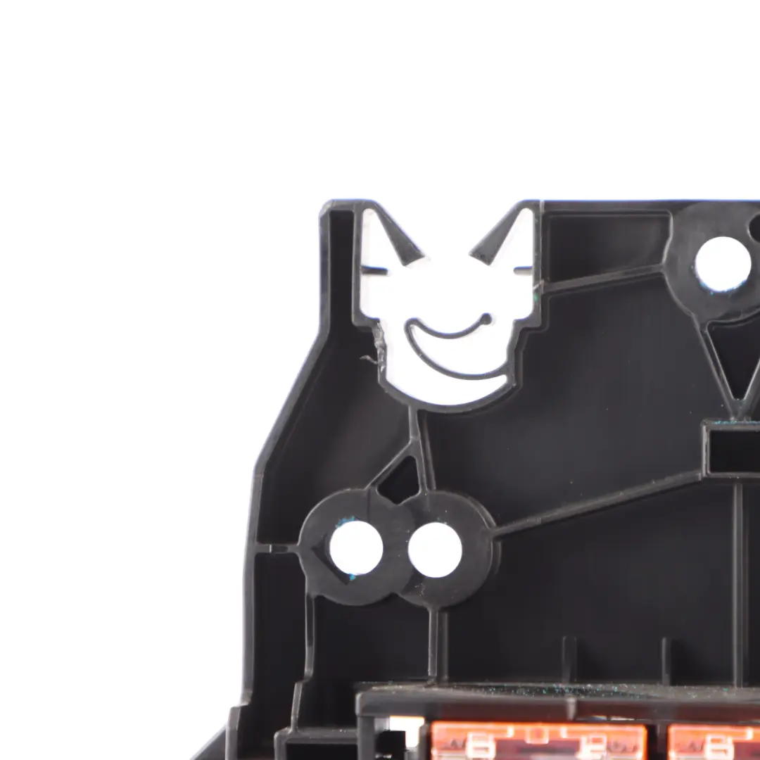 Caja De Fusibles Relé Unidad De Control Módulo Soporte para Audi A1 8X con número de pieza 8X0971845C Audi A1 8X Caja De Fusibles Relé Unidad De Control Módulo Soporte - SKU 8X0971845C - Número de pieza 8X0971845C