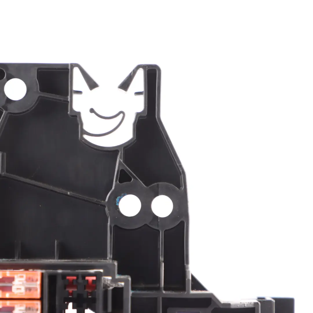 Sicherungs Kasten Relais Steuergerät Modul Halterung für Audi A1 8X mit Teilenummer 8X0971845C Audi A1 8X Sicherungs Kasten Relais Steuergerät Modul Halterung - SKU 8X0971845C - Teilenummer 8X0971845C