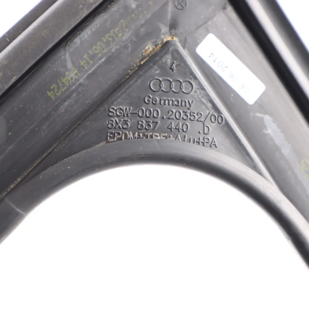 Front Door Guide Rail Seal Gasket Window Glass Right O/S to Audi A1 8X with Part number 8X3837440E Audi A1 8X Front Door Guide Rail Seal Gasket Window Glass Right O/S - SKU 8X3837440E - Part number 8X3837440E