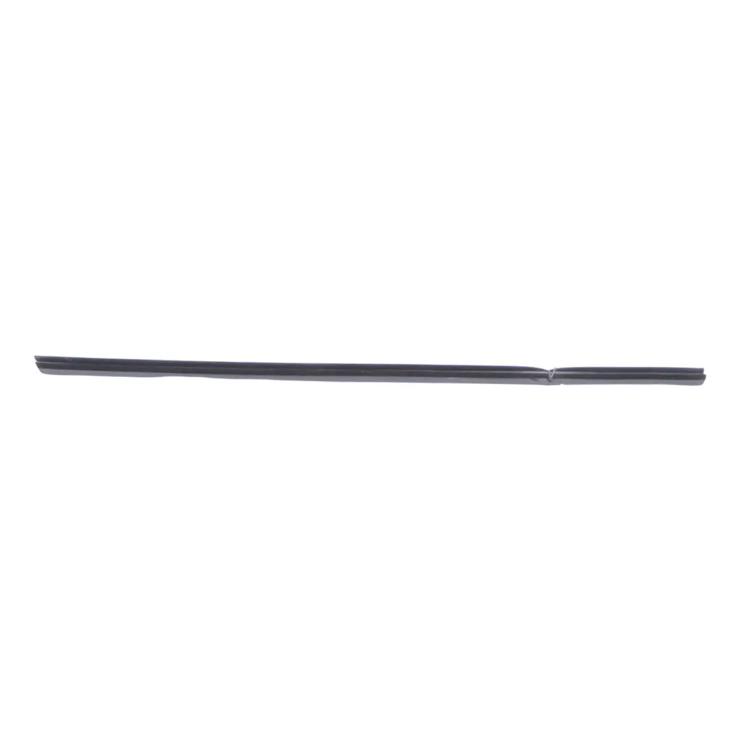 Audi A1 8X Porta Anteriore Interno Finestra Modanatura Guarnizione Destra - SKU 8X3837480C - Numero di parte 8X3837480C