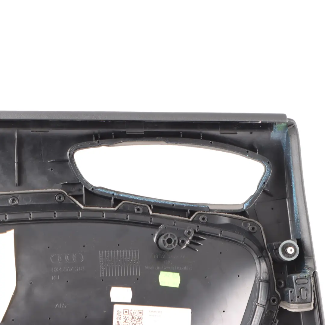 Cache carte de porte arrière droite pour Audi A1 8X à propos du numéro de pièce 8X4867304 Audi A1 8X Cache carte de porte arrière droite - SKU 8X4867304 - Numéro de pièce 8X4867304