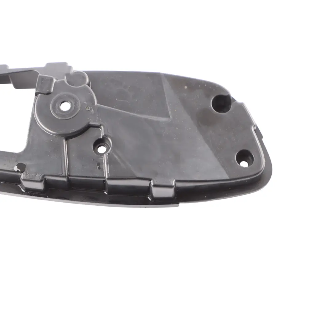 Audi A1 8X Interior Puerta Manija Soporte Placa Trasera Izquierda - SKU 8X4867899 - Número de pieza 8X4867899