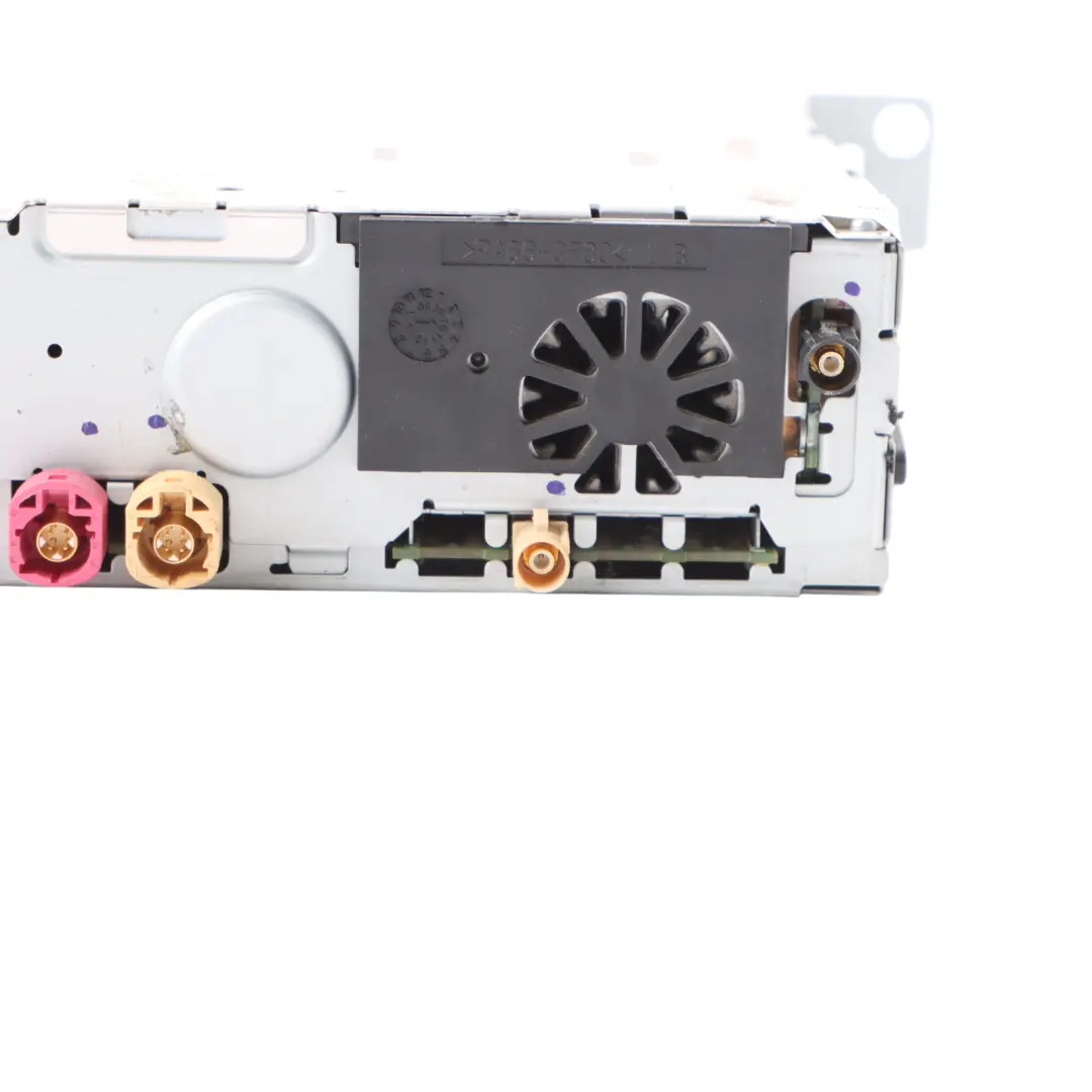 Czytnik CD Radio Stereo Alpine do BMW X3 F25 o numerze 9282040 BMW X3 F25 Czytnik CD Radio Stereo Alpine - SKU 9282040 - Numer Części 9282040