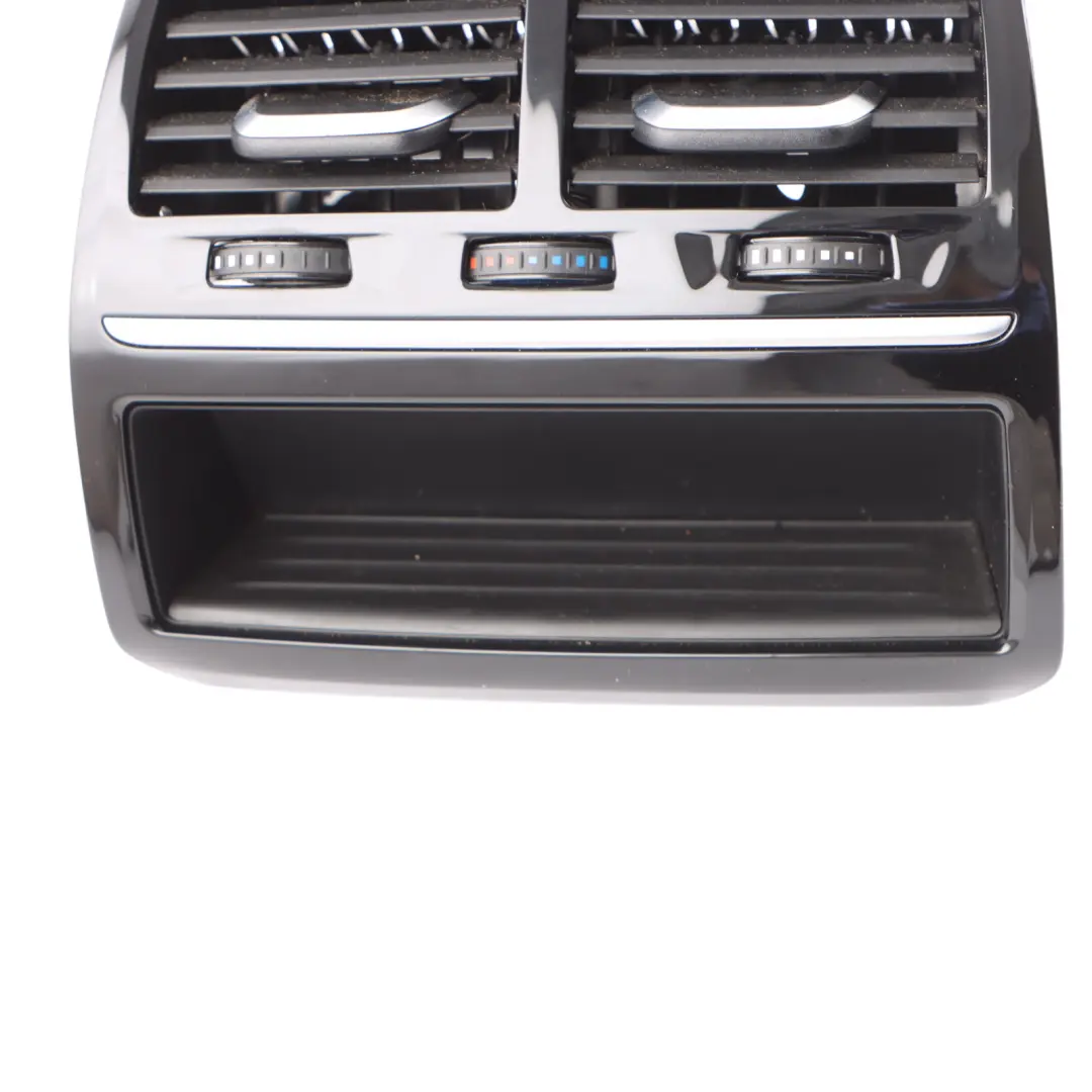 Cache De La Grille D'Aération De La Console Centrale Arrière pour BMW G32 GT à propos du numéro de pièce 9357867 BMW G32 GT Cache De La Grille D'Aération De La Console Centrale Arrière - SKU 9357867 - Numéro de pièce 9357867