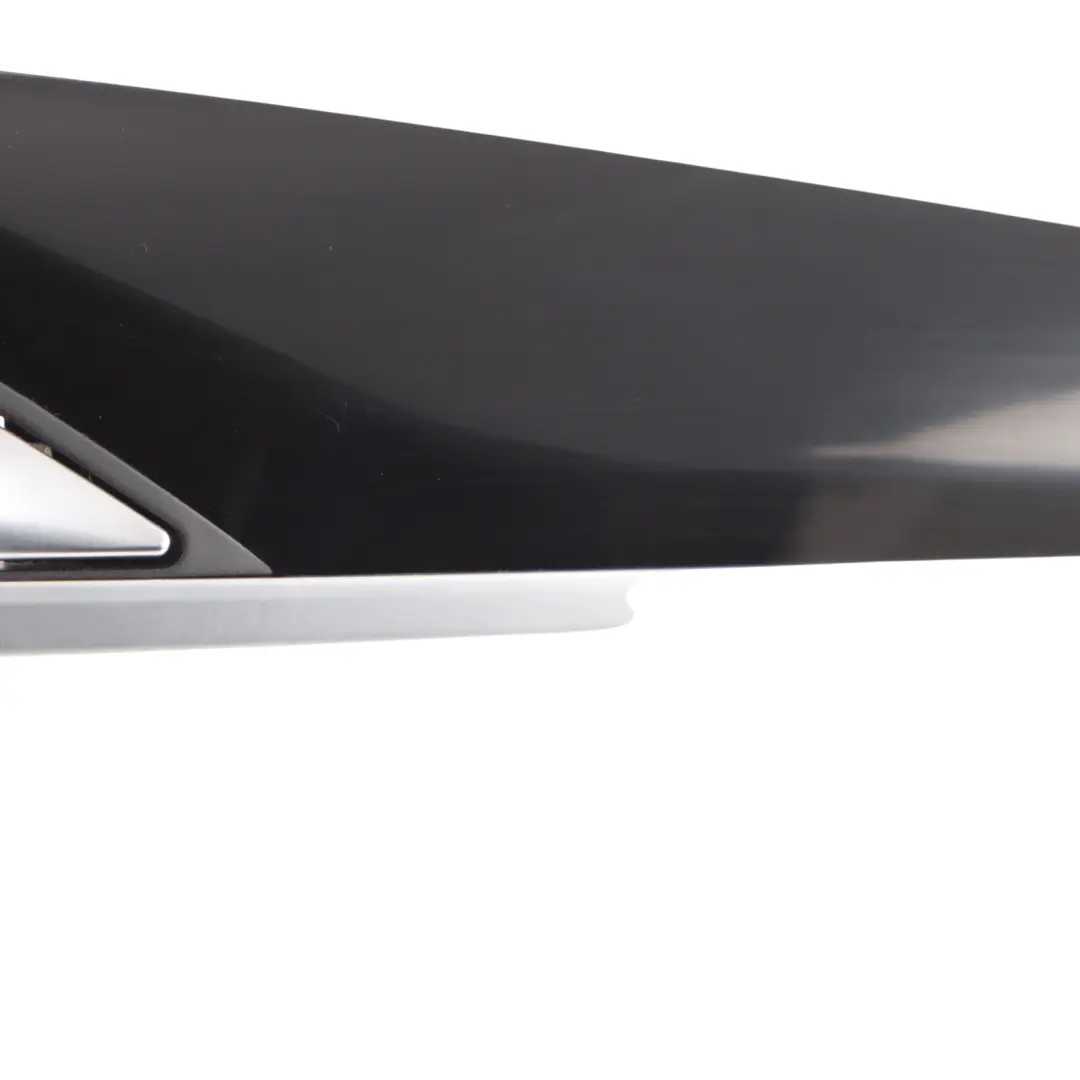 Door Card Strip Front Right O/S Lining Trim Panel Piano Lacquer Silver to BMW G32 with Part number 9460230 BMW G32 Door Card Strip Front Right O/S Lining Trim Panel Piano Lacquer Silver - SKU 9460230 - Part number 9460230