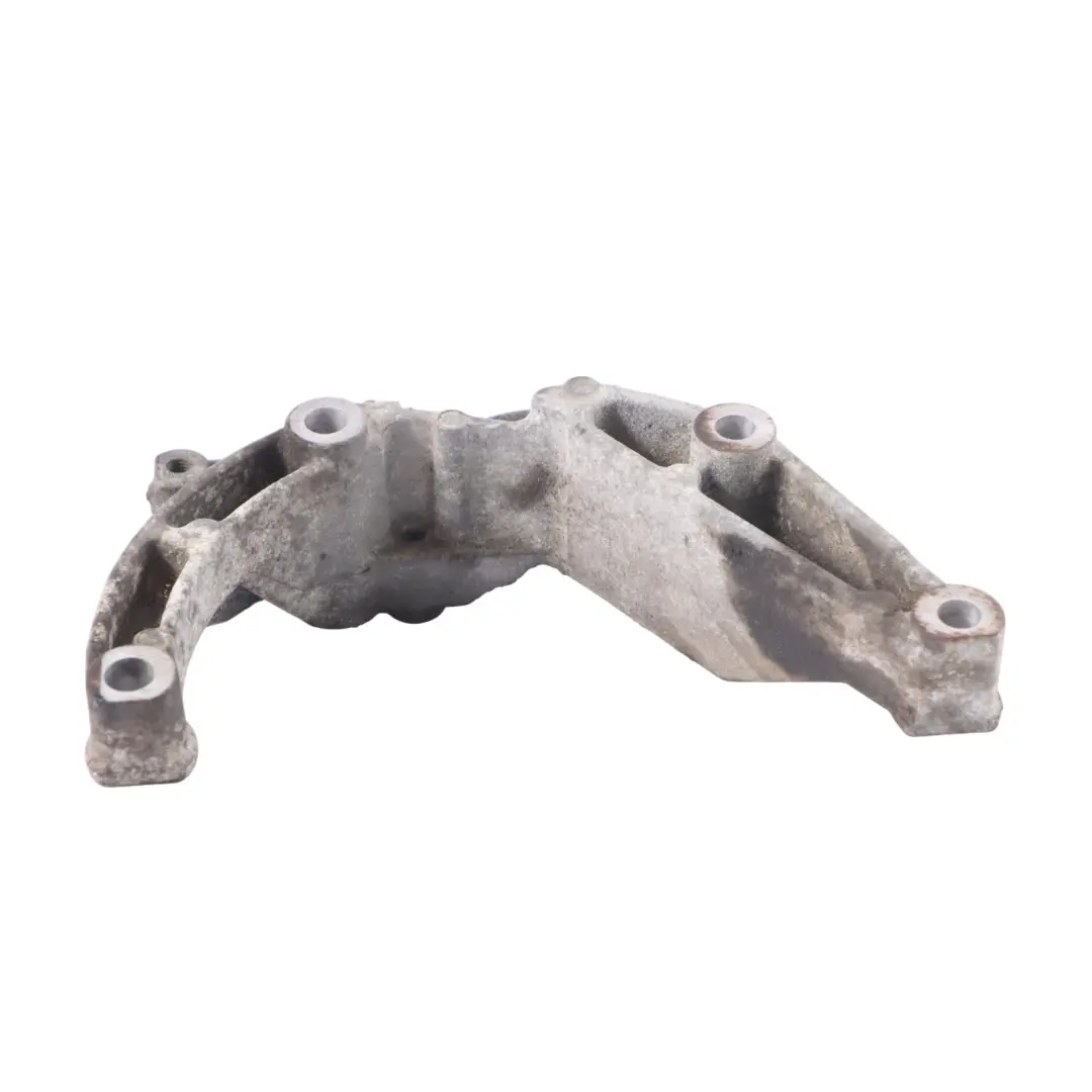 TC7 1.8L Zetec Servolenkungspumpe Halterung für Ford Transit Connect mit Teilenummer 97BB3K738CA Ford Transit Connect TC7 1.8L Zetec Servolenkungspumpe Halterung - SKU 97BB3K738CA - Teilenummer 97BB3K738CA