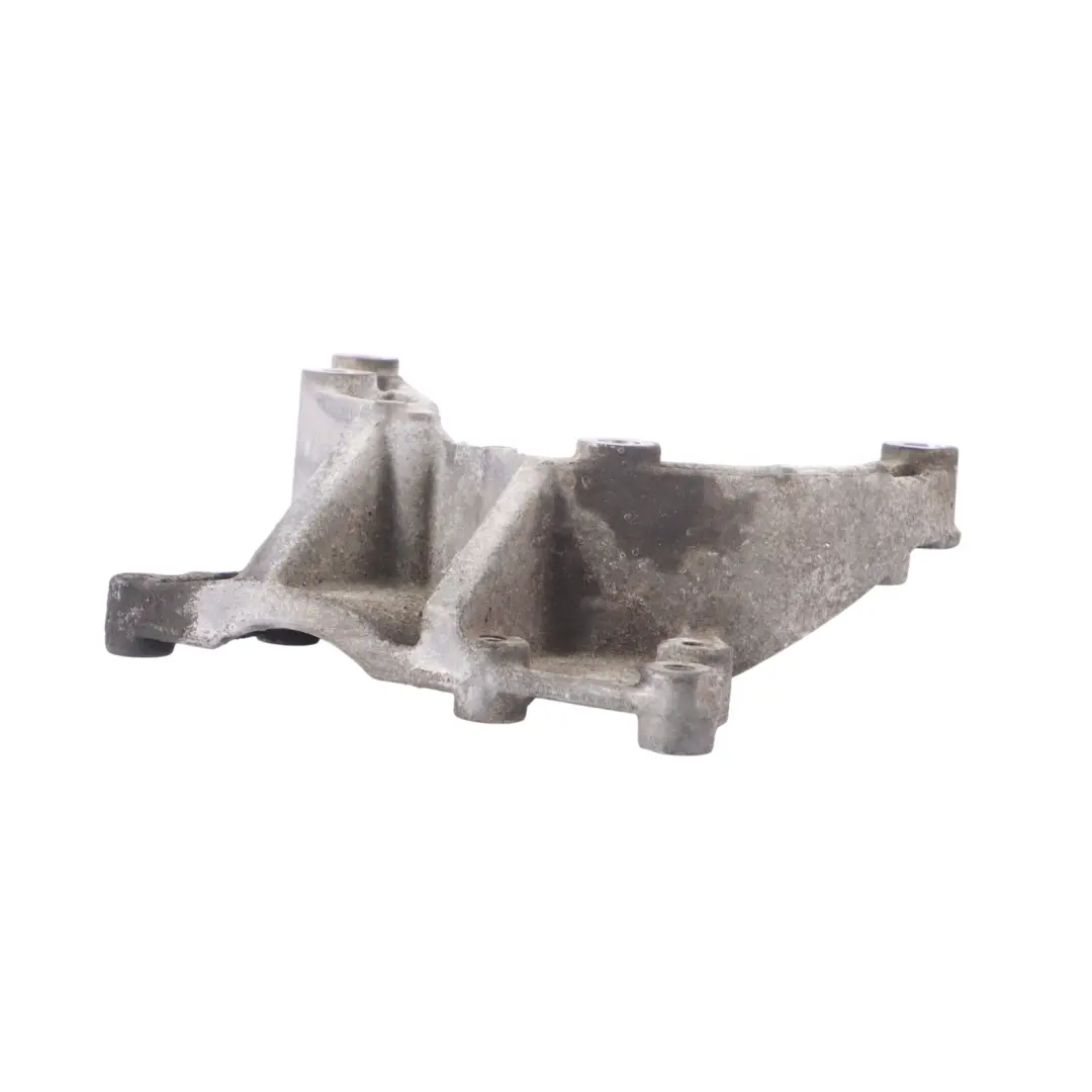 TC7 1.8L Zetec Servolenkungspumpe Halterung für Ford Transit Connect mit Teilenummer 97BB3K738CA Ford Transit Connect TC7 1.8L Zetec Servolenkungspumpe Halterung - SKU 97BB3K738CA - Teilenummer 97BB3K738CA