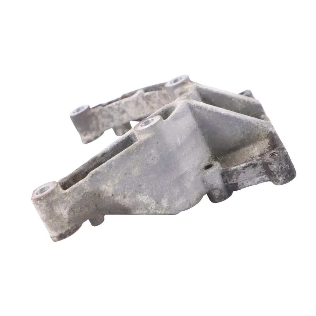 TC7 1.8L Zetec Servolenkungspumpe Halterung für Ford Transit Connect mit Teilenummer 97BB3K738CA Ford Transit Connect TC7 1.8L Zetec Servolenkungspumpe Halterung - SKU 97BB3K738CA - Teilenummer 97BB3K738CA