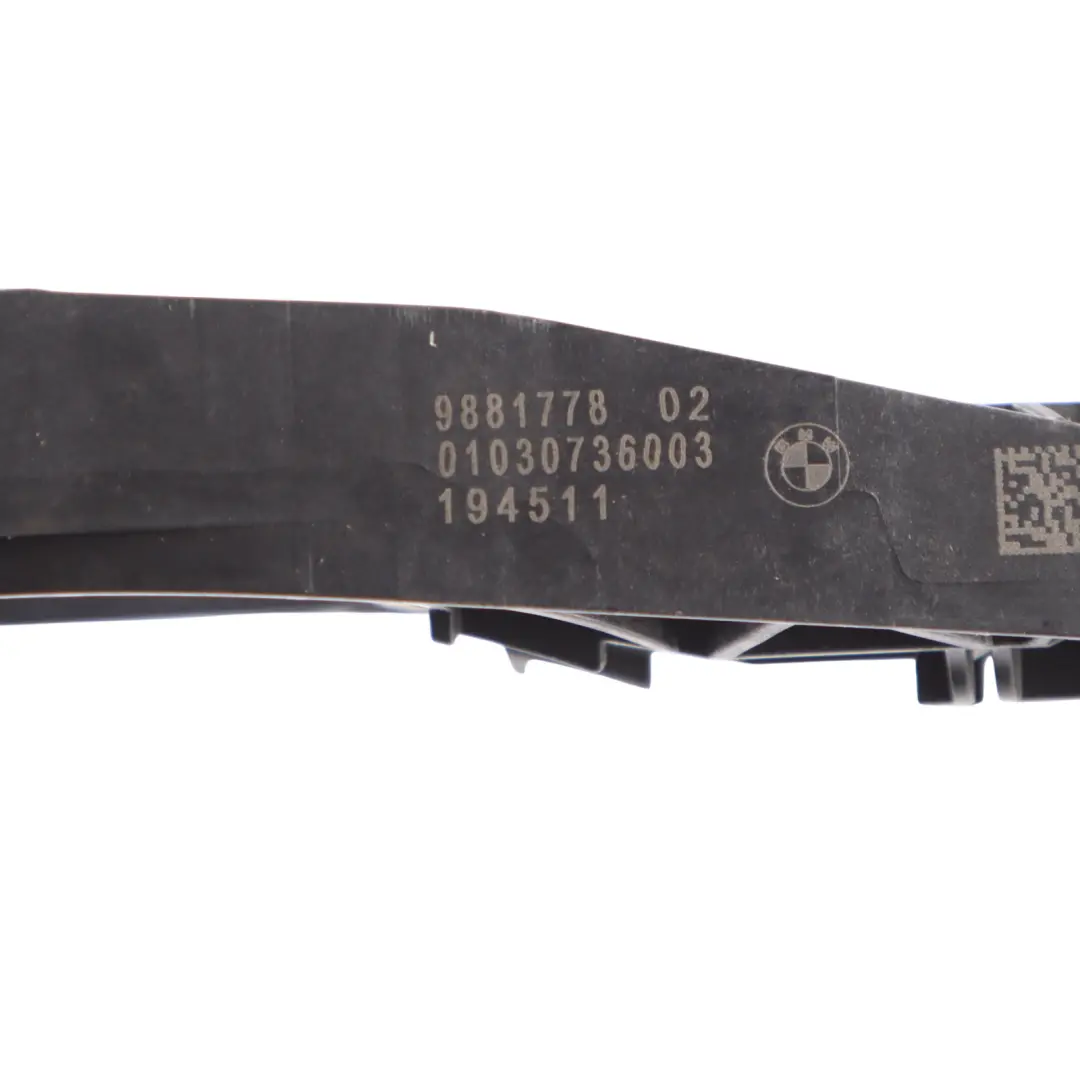 Puerta Manija Portador Derecha Lado Exterior Soporte para BMW F40 F44 G20 con número de pieza 9881778 BMW F40 F44 G20 Puerta Manija Portador Derecha Lado Exterior Soporte - SKU 9881778-1 - Número de pieza 9881778