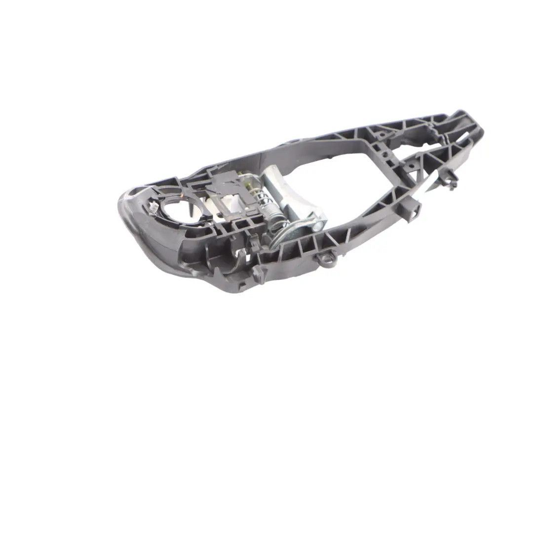 Wspornik Mocowanie Klamki Zewnętrznej Prawy Przód do BMW F40 F44 G20 o numerze 9881778 BMW F40 F44 G20 Wspornik Mocowanie Klamki Zewnętrznej Prawy Przód - SKU 9881778-1 - Numer Części 9881778