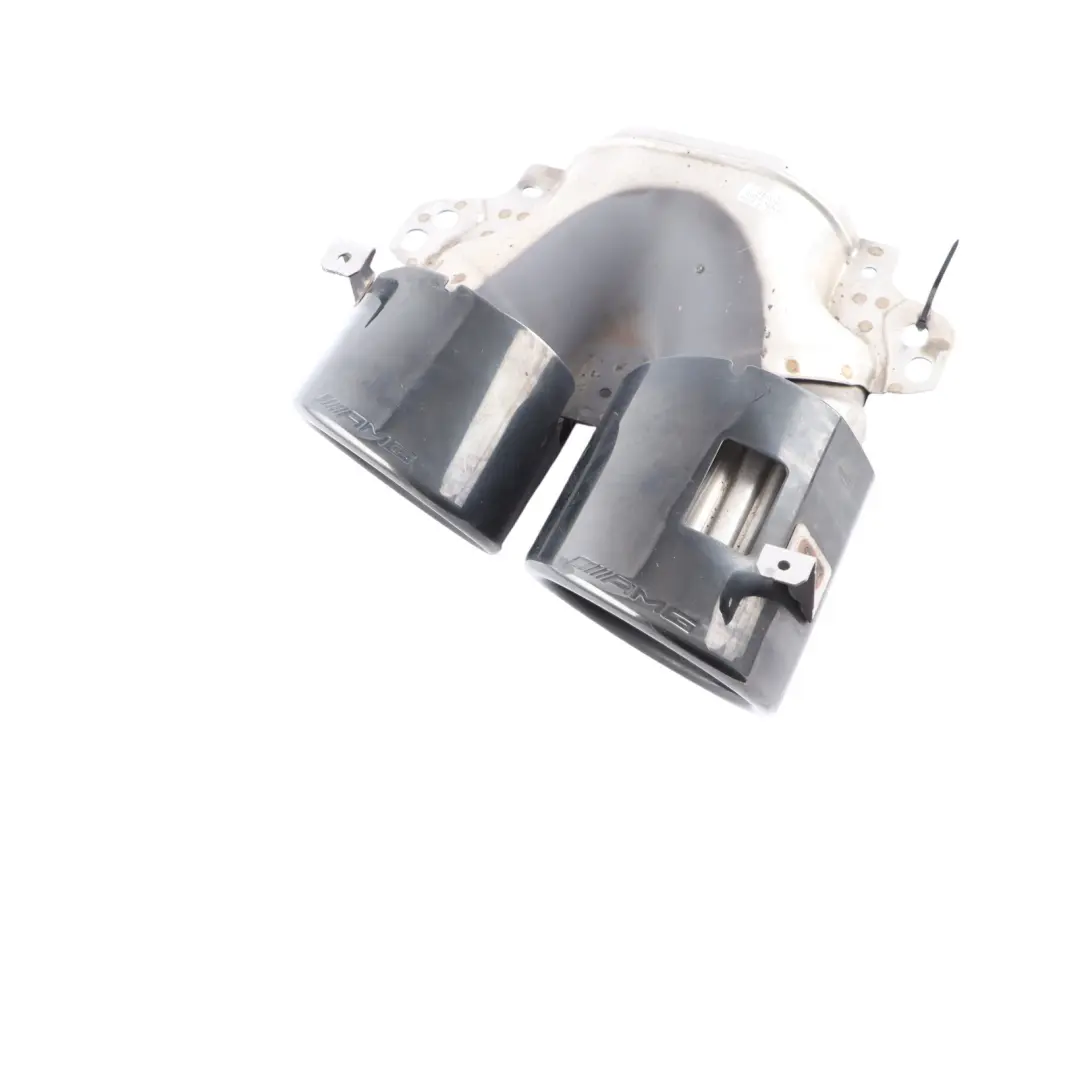 Embout De Tuyau D'Échappement Gauche pour Mercedes CLA C118 W177 45 AMG à propos du numéro de pièce A0004901500 Mercedes CLA C118 W177 45 AMG Embout De Tuyau D'Échappement Gauche - SKU A0004901500 - Numéro de pièce A0004901500