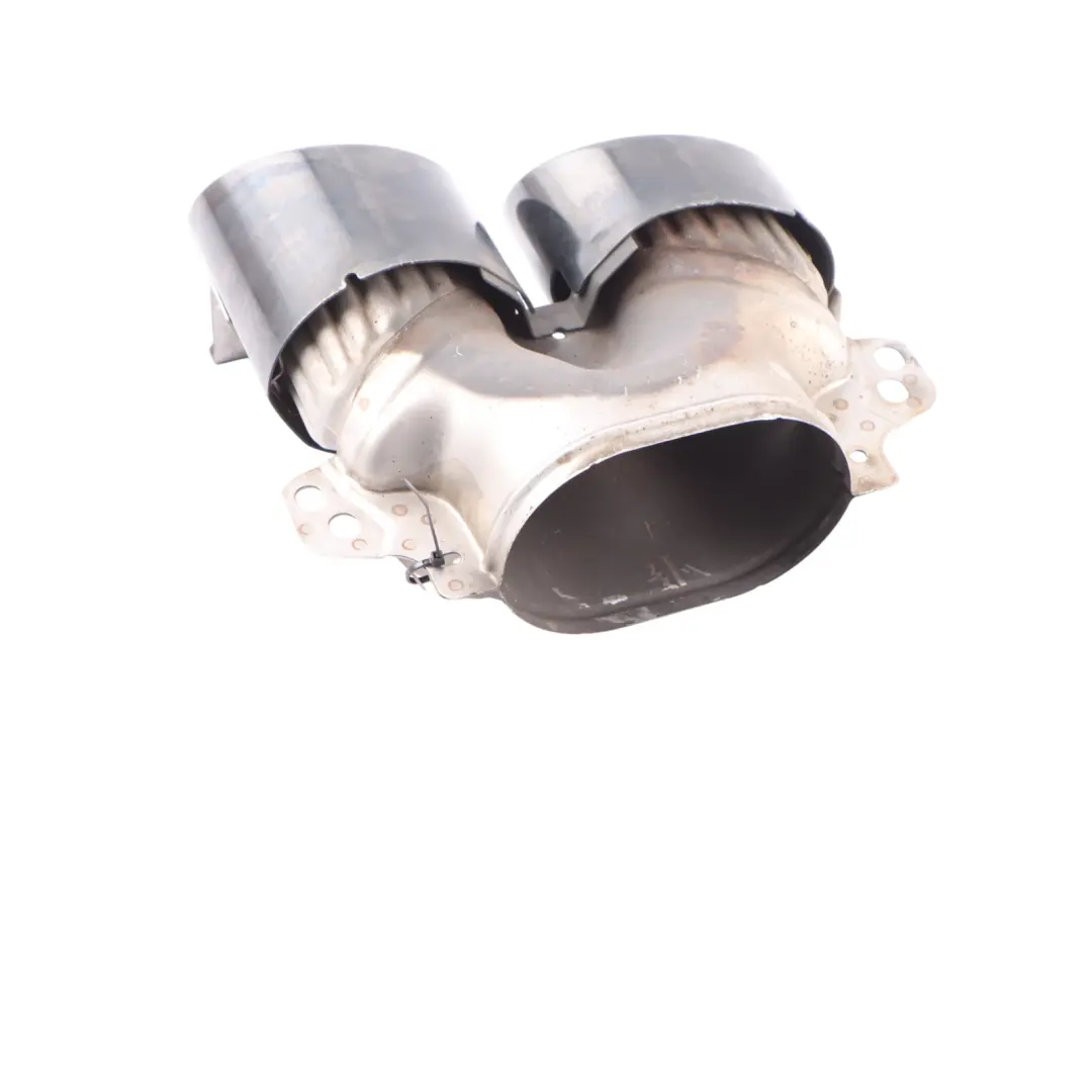 Auspuffspitze AMG Endrohrverkleidung Hinten für Mercedes W177 W247 mit Teilenummer A0004901600 Mercedes W177 W247 Auspuffspitze AMG Endrohrverkleidung Hinten - SKU A0004901600 - Teilenummer A0004901600