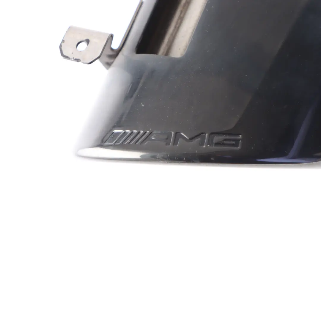 Tubo Escape AMG Tailpipe Recorte Trasero Derecho para Mercedes W177 W247 con número de pieza A0004901600 Mercedes W177 W247 Tubo Escape AMG Tailpipe Recorte Trasero Derecho - SKU A0004901600 - Número de pieza A0004901600