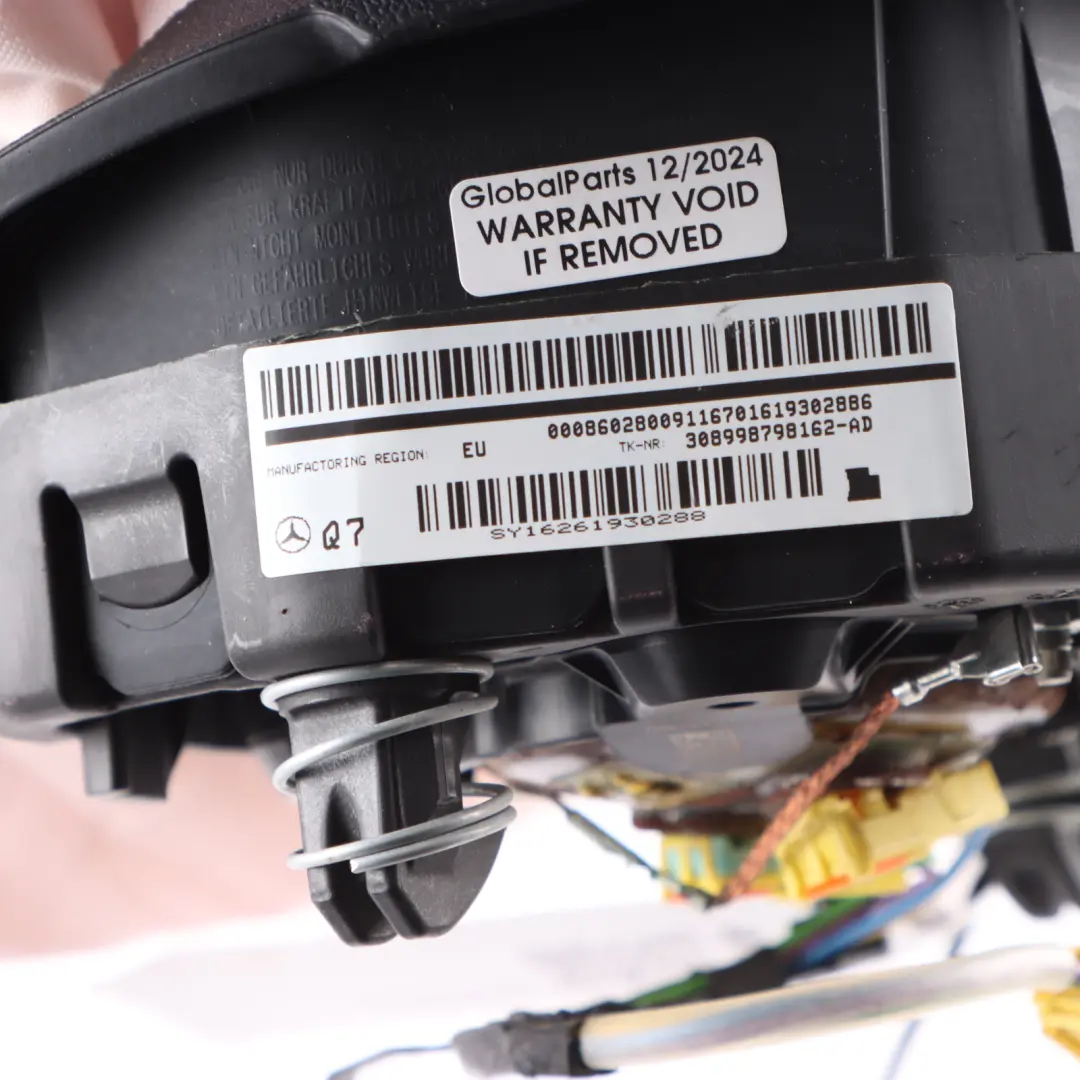 Driver Air Module Mercedes W205 C238 Steering Wheel Unit DEPLOYED to with Part number A0008602800 Driver Air Module Mercedes W205 C238 Steering Wheel Unit DEPLOYED - SKU A0008602800-1 - Part number A0008602800