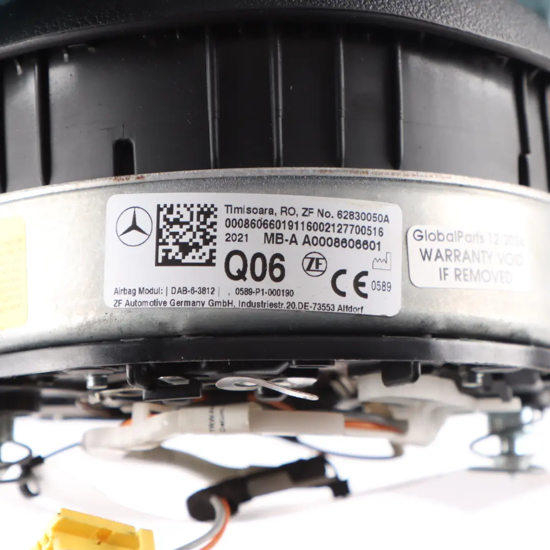 Modulo aria guidatore rivestimento volante DANNEGGIATO per Mercedes C118 con numero di parte A0008606601 Mercedes C118 Modulo aria guidatore rivestimento volante DANNEGGIATO - SKU A0008606601-1 - Numero di parte A0008606601