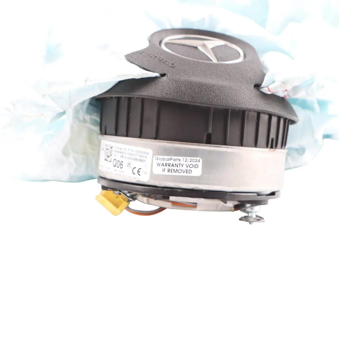 Modulo aria guidatore rivestimento volante DANNEGGIATO per Mercedes C118 con numero di parte A0008606601 Mercedes C118 Modulo aria guidatore rivestimento volante DANNEGGIATO - SKU A0008606601-1 - Numero di parte A0008606601