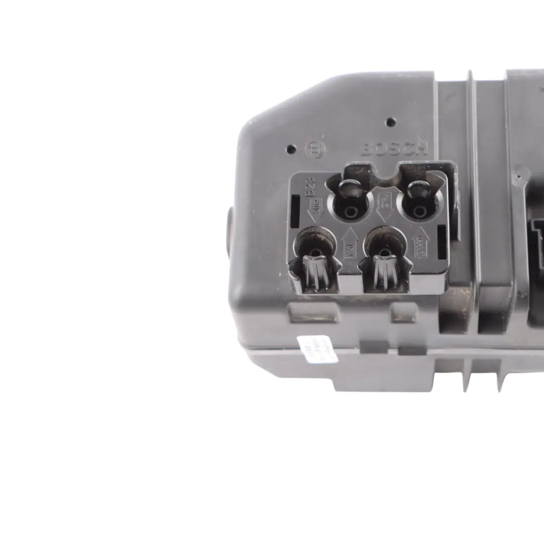 Vacuum Pump Control Unit to Mercedes W221 Dynamic Seat with Part number A0009004413 Mercedes W221 Dynamic Seat Vacuum Pump Control Unit - SKU A0009004413 - Part number A0009004413