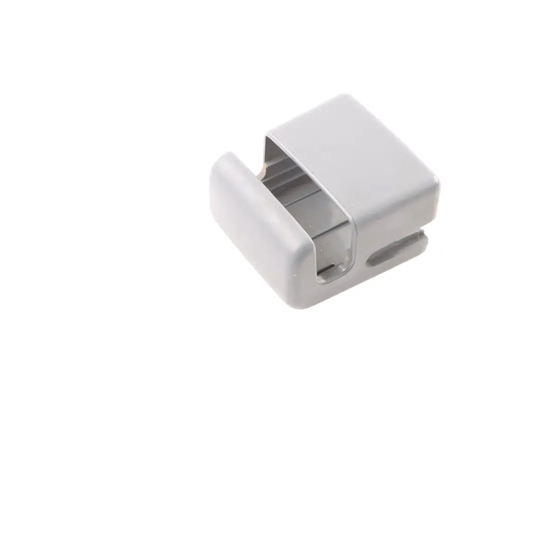Mercedes Sprinter W901 W902 Front Center Seat Belt Buckle Clip - SKU A0009590378 - Part number A0009590378