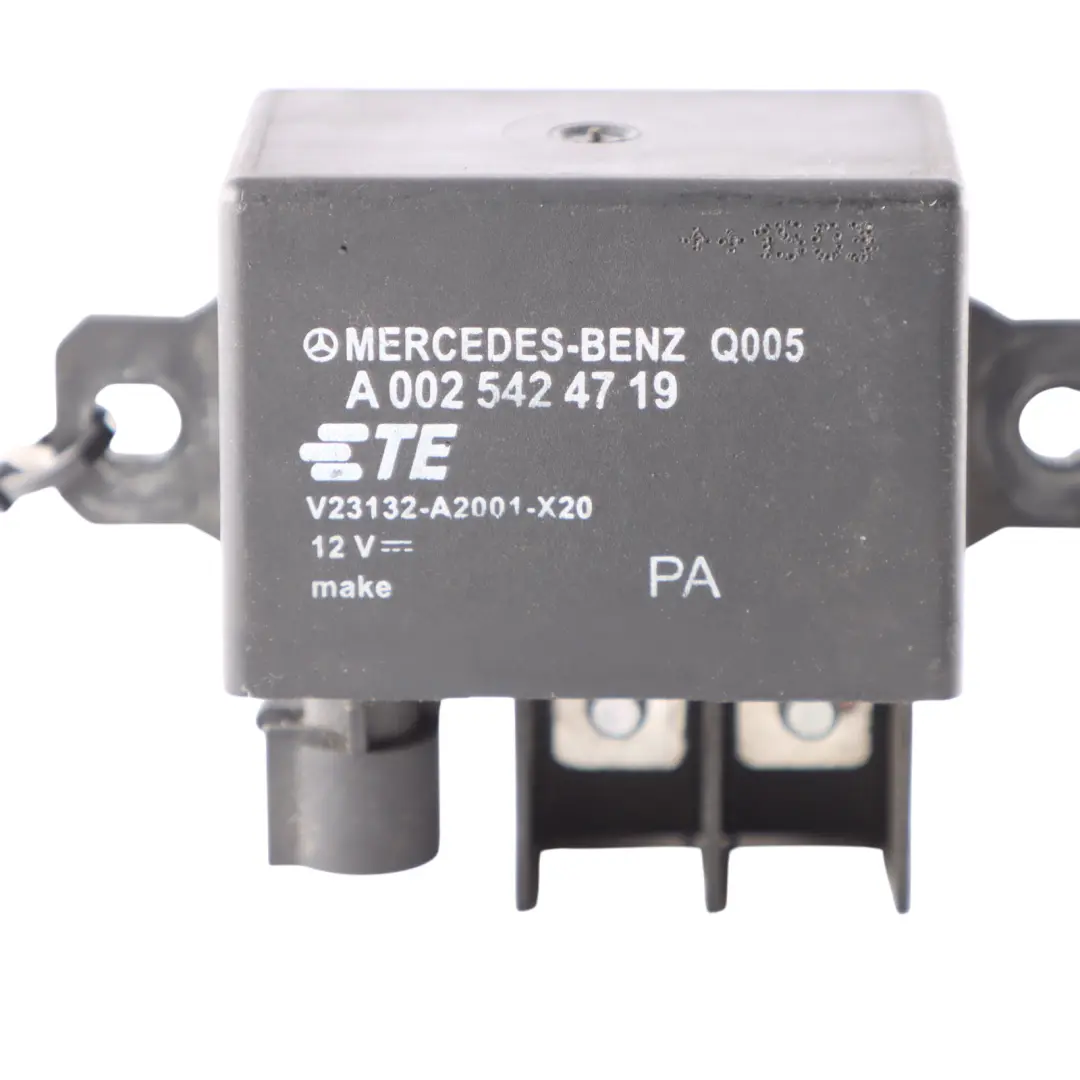 150A to Mercedes W211 Battery Relay 12V with Part number A0025424719 Mercedes W211 Battery Relay 12V 150A - SKU A0025424719 - Part number A0025424719