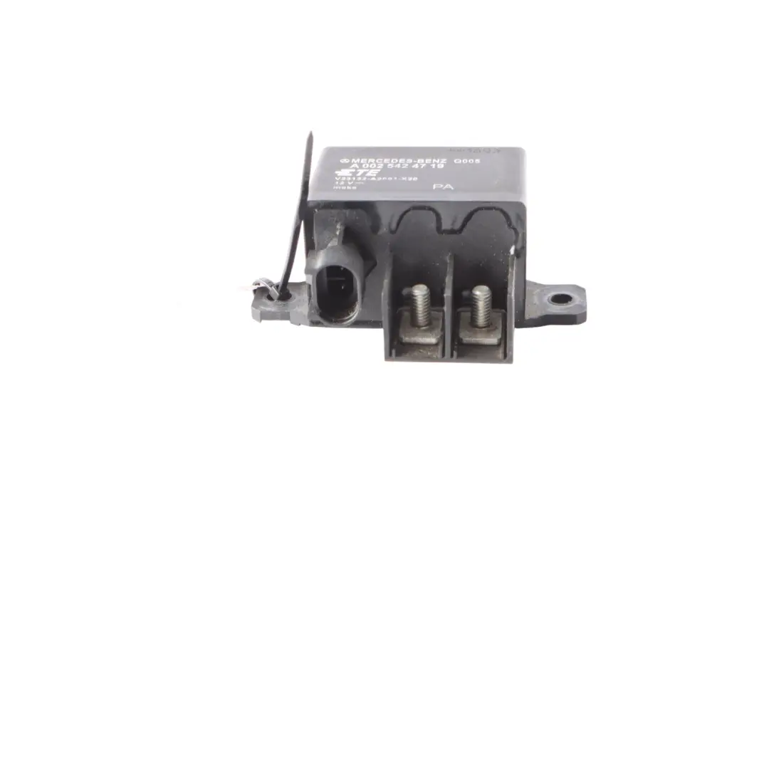 150A to Mercedes W211 Battery Relay 12V with Part number A0025424719 Mercedes W211 Battery Relay 12V 150A - SKU A0025424719 - Part number A0025424719