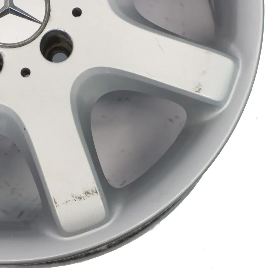 Silberne Leicht metall Felge 17" 8.5J ET52 für Mercedes ML W163 mit Teilenummer A1634010902 Mercedes ML W163 Silberne Leicht metall Felge 17" 8.5J ET52 - SKU A1634010902-1 - Teilenummer A1634010902