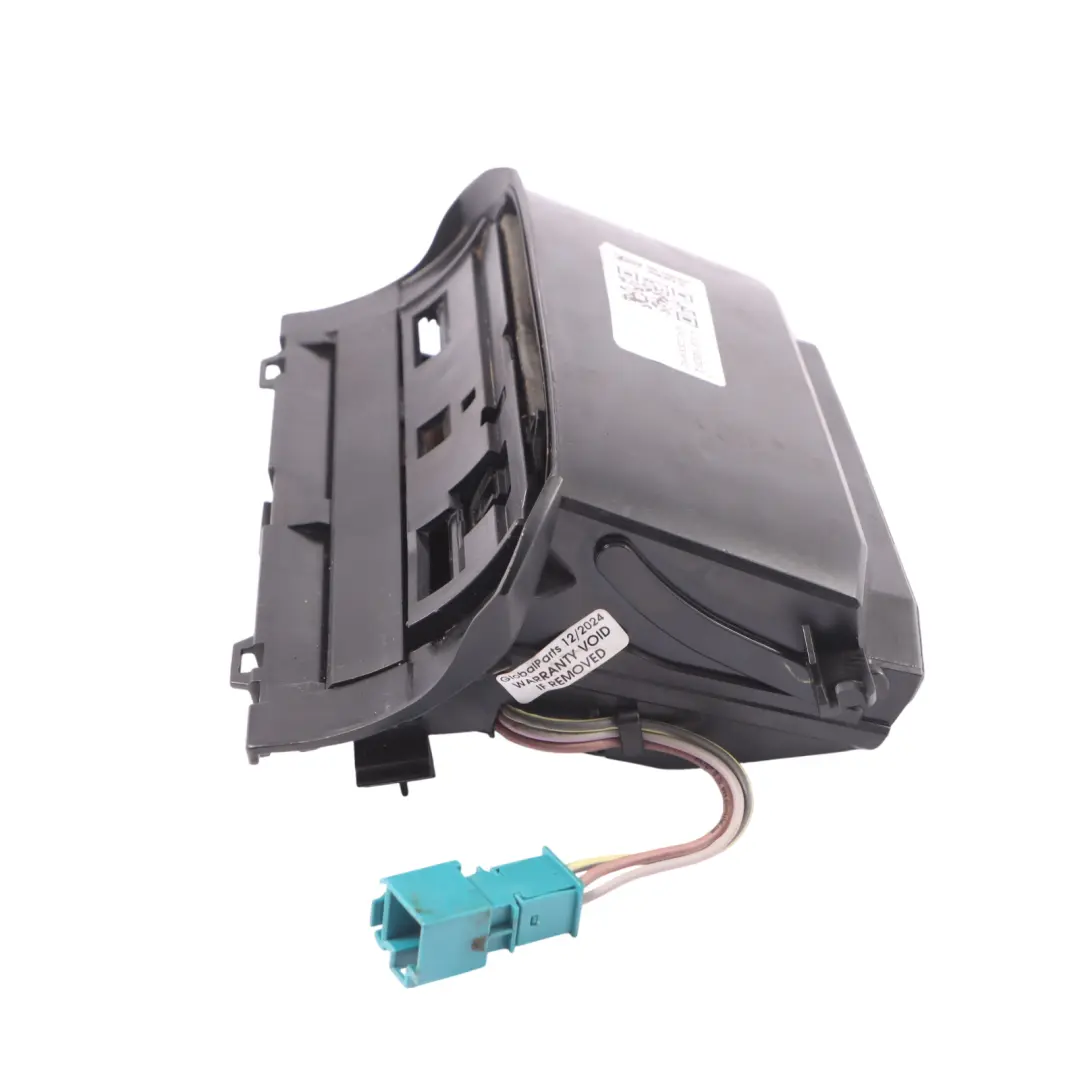 Enchufe para Encendedor Cenicero Consola Central Delantera para Mercedes ML W163 con número de pieza A1638100530 Mercedes ML W163 Enchufe para Encendedor Cenicero Consola Central Delantera - SKU A1638100530-2 - Número de pieza A1638100530