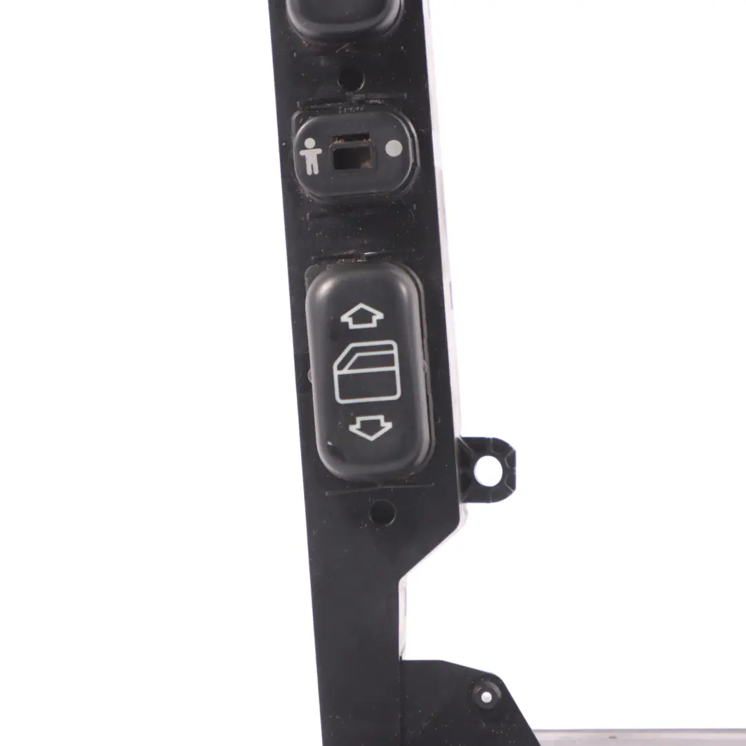 Untere Fenster Heber Steuerung Schalttafel für Mercedes W163 mit Teilenummer A1638205110 Mercedes W163 Untere Fenster Heber Steuerung Schalttafel - SKU A1638205110 - Teilenummer A1638205110