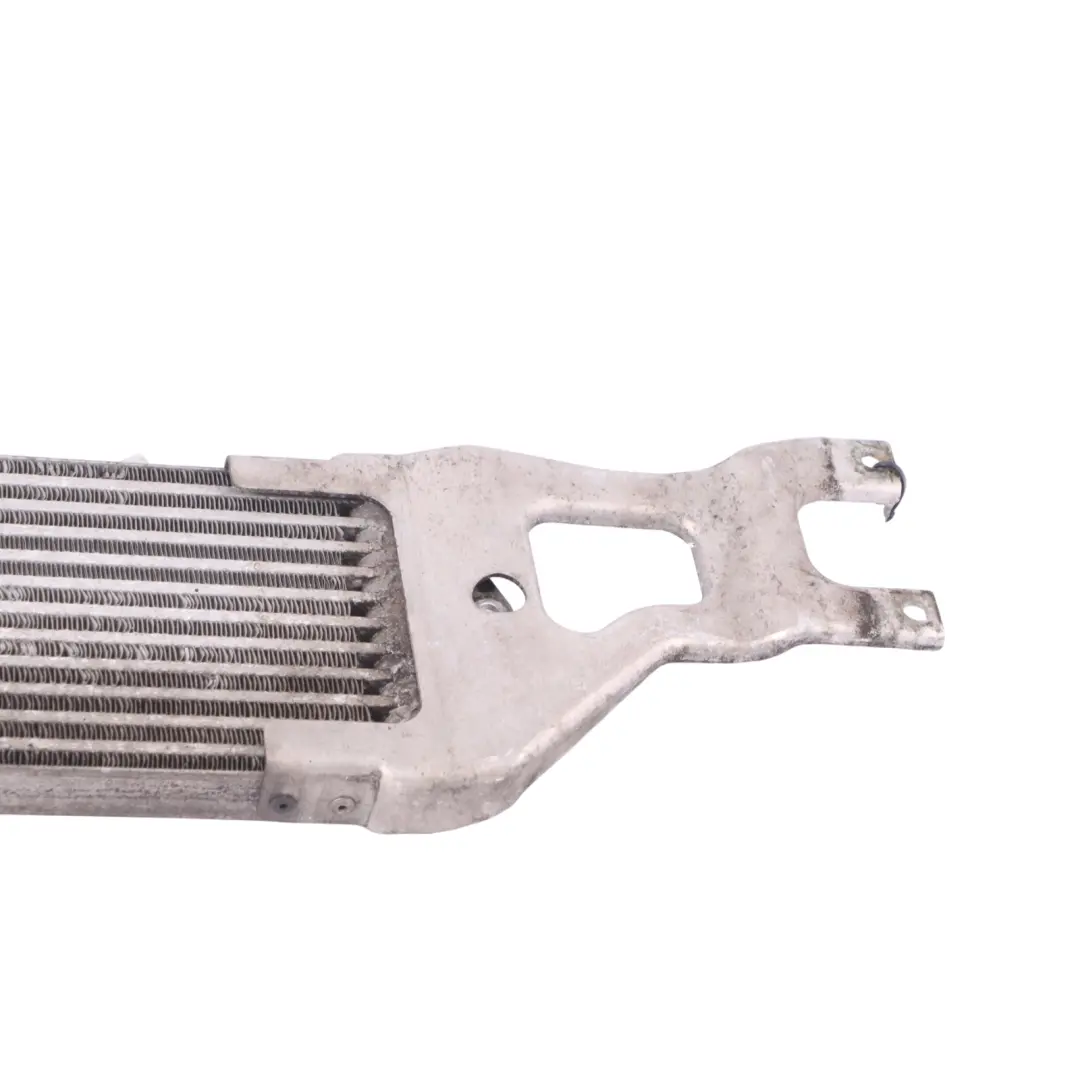 Trasmissione automatica Radiatore olio cambio per Mercedes V251 con numero di parte A1645002400 Mercedes V251 Trasmissione automatica Radiatore olio cambio - SKU A1645002400 - Numero di parte A1645002400