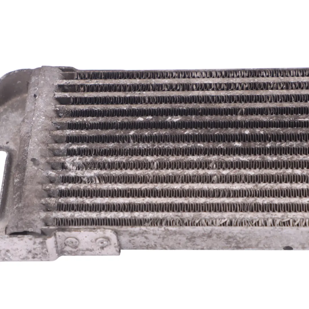 Automatik Getriebe öl Kühler für Mercedes V251 mit Teilenummer A1645002400 Mercedes V251 Automatik Getriebe öl Kühler - SKU A1645002400 - Teilenummer A1645002400