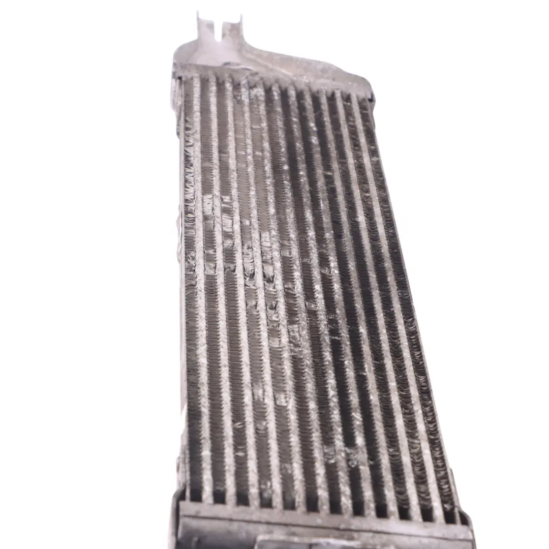 Chłodnica Oleju Automatycznej Skrzyni Biegów do Mercedes V251 o numerze A1645002400 Mercedes V251 Chłodnica Oleju Automatycznej Skrzyni Biegów - SKU A1645002400 - Numer Części A1645002400