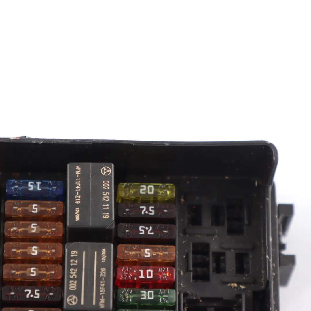 Module De Relais De Fusibles Arrière SRB pour Mercedes ML W164 à propos du numéro de pièce A1645403072 Mercedes ML W164 Module De Relais De Fusibles Arrière SRB - SKU A1645403072 - Numéro de pièce A1645403072