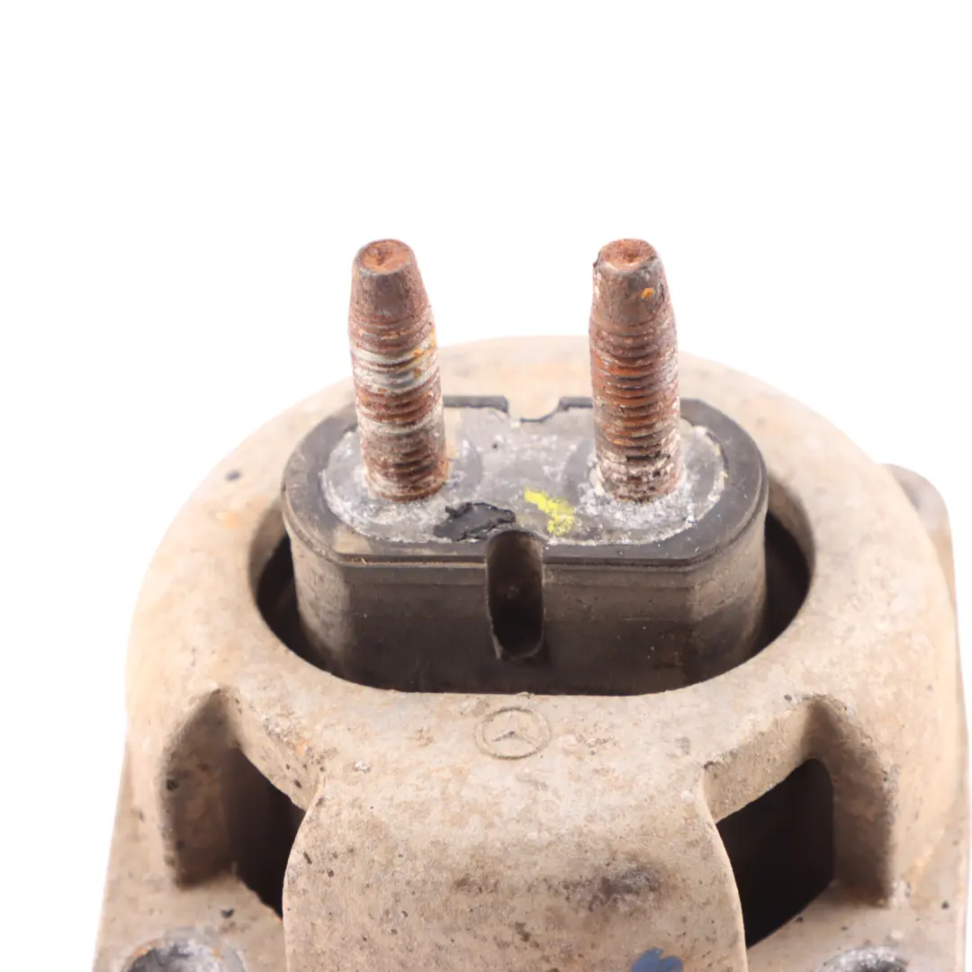 Mercedes W166 OM651 Soporte Trasero Caja Cambios Montaje Cojinete - SKU A1662401118 - Número de pieza A1662401118