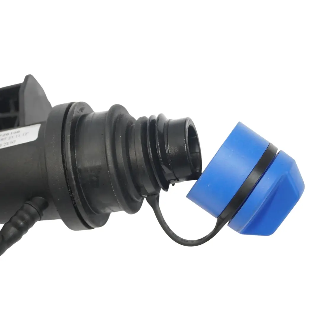 Aditivo Azul Tubo llenado del depósito para Mercedes GLE 250 W166 Diesel con número de pieza A1664704000 Mercedes GLE 250 W166 Diesel Aditivo Azul Tubo llenado del depósito - SKU A1664704000 - Número de pieza A1664704000