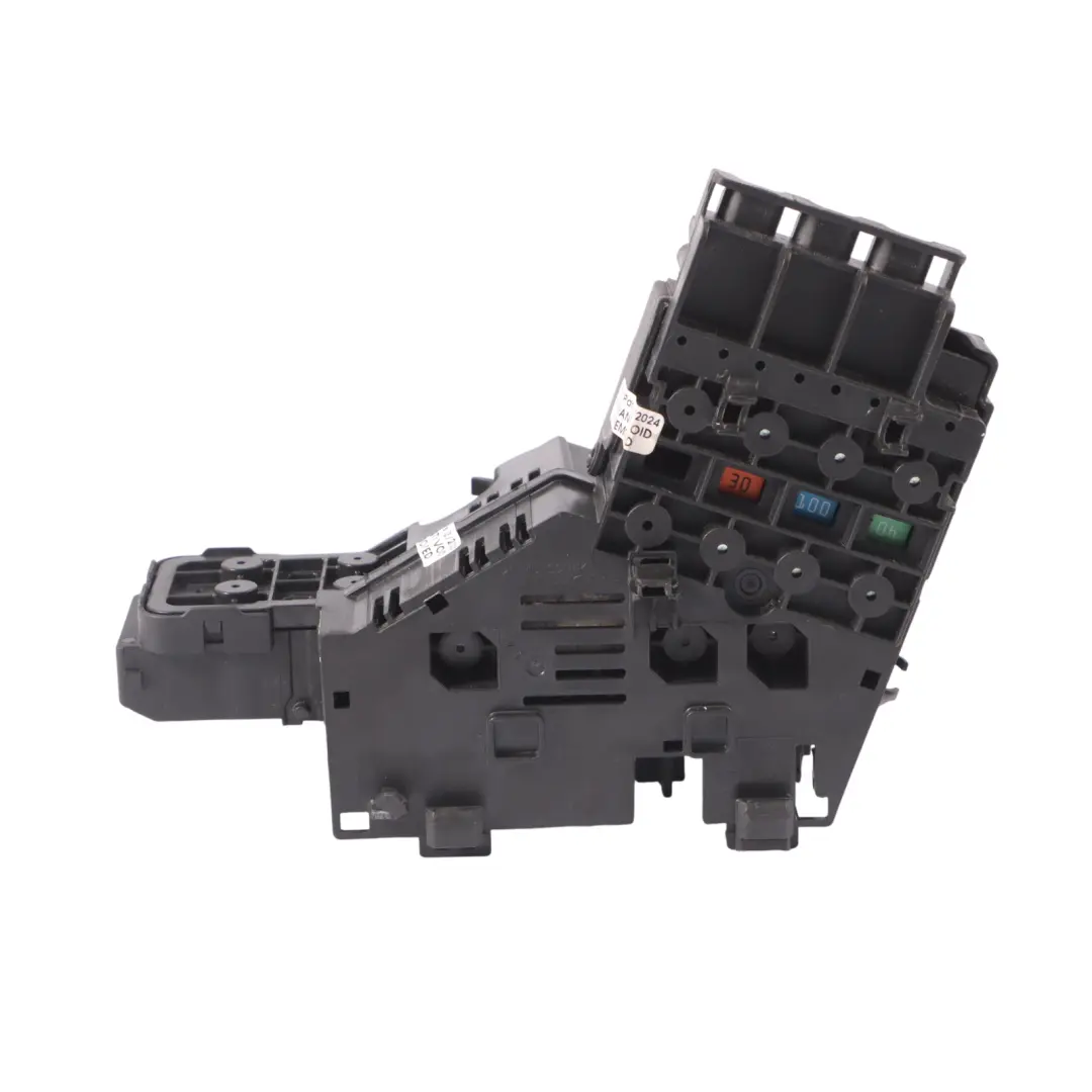 Caja de fusibles del compartimento del motor derecha para Mercedes ML W166 GLE C292 con número de pieza A1665405202 Mercedes ML W166 GLE C292 Caja de fusibles del compartimento del motor derecha - SKU A1665405202 - Número de pieza A1665405202