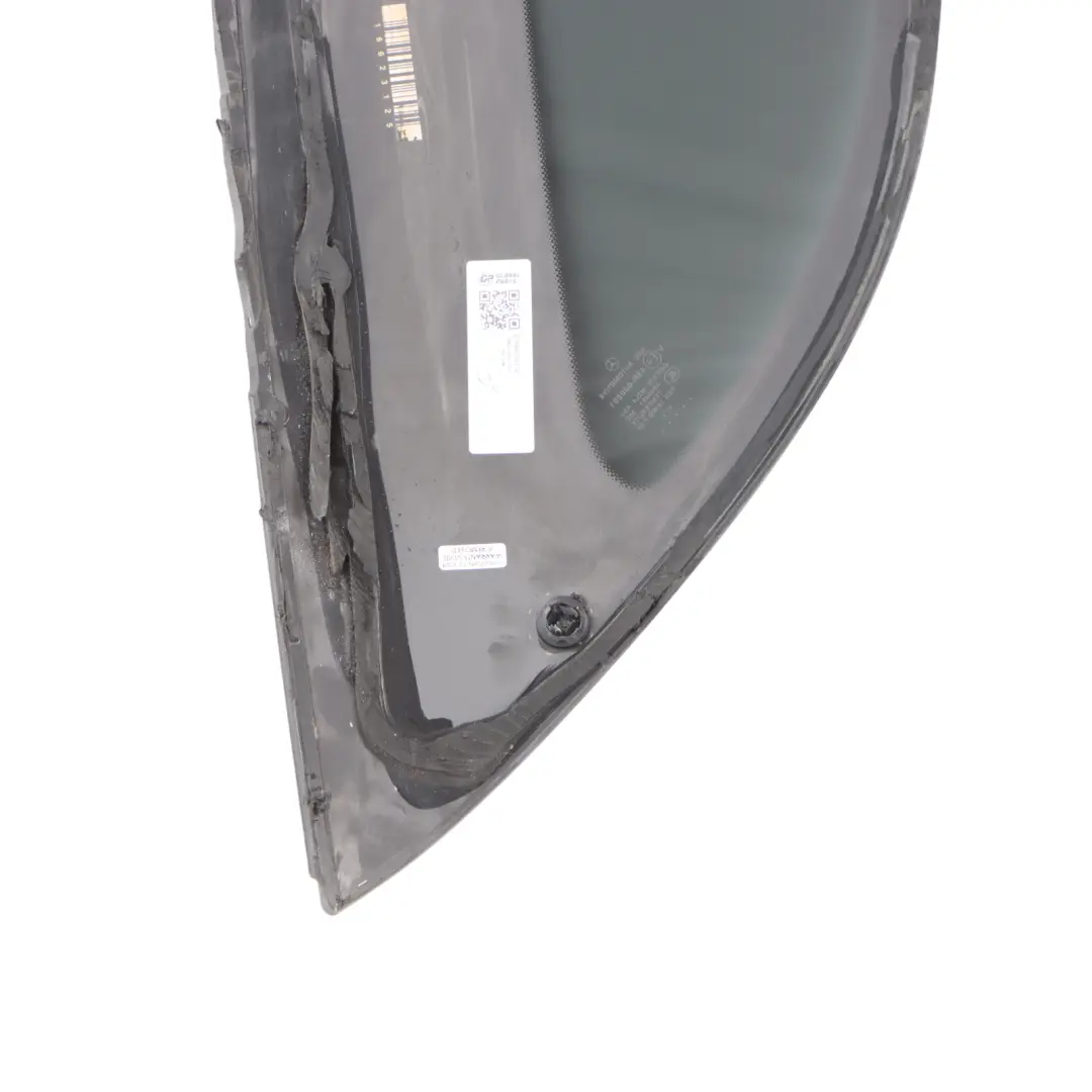 Hinteres Viertel Seiten Fenster Glas Links AS3 für Mercedes W166 mit Teilenummer A1666702312 Mercedes W166 Hinteres Viertel Seiten Fenster Glas Links AS3 - SKU A1666702312-1 - Teilenummer A1666702312