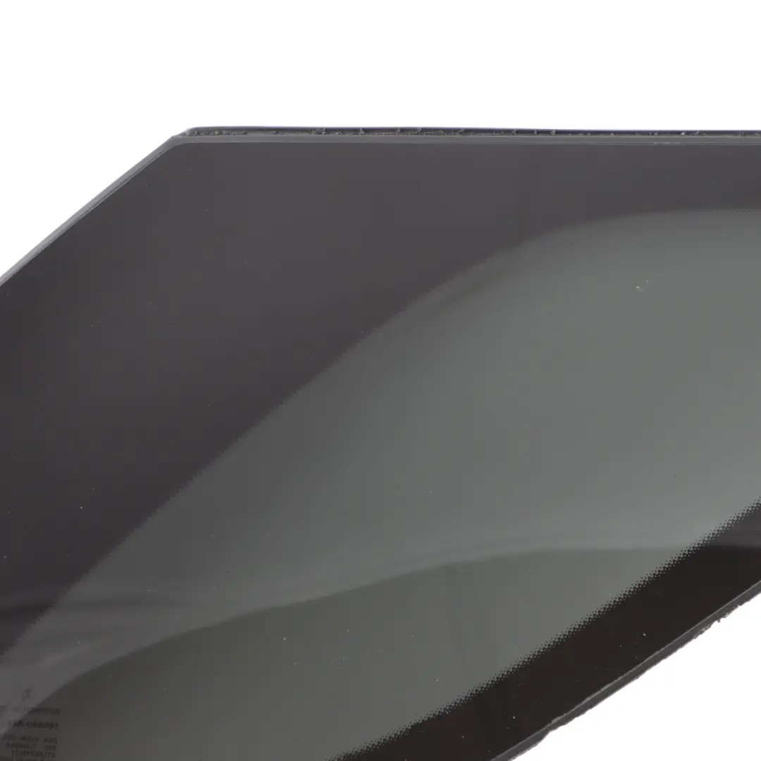 Quarter Side Window Glass Right O/S AS3 to Mercedes W166 Rear with Part number A1666702412 Mercedes W166 Rear Quarter Side Window Glass Right O/S AS3 - SKU A1666702412 - Part number A1666702412