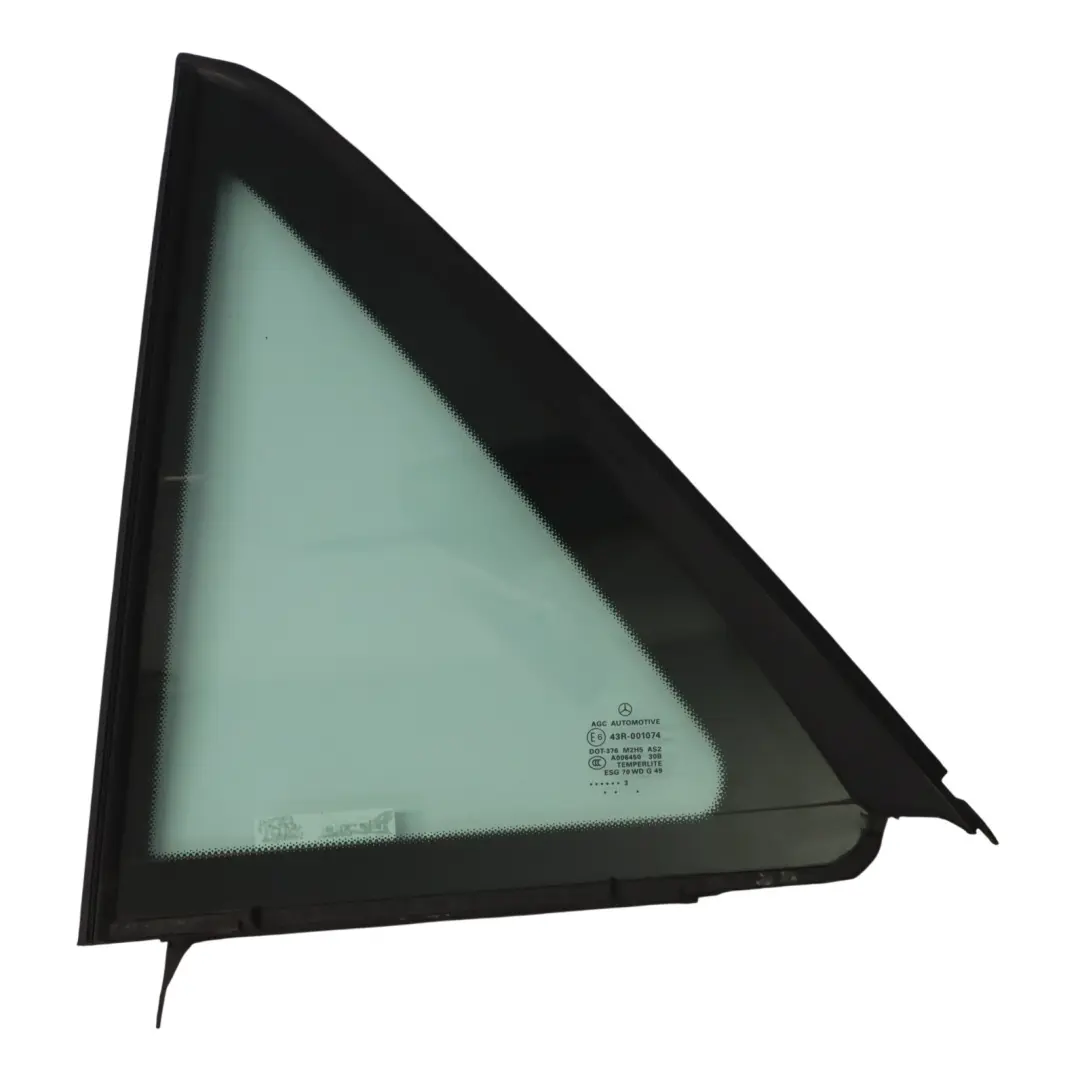 Vetro Porta Posteriore Sinistra Fisso AS2 per Mercedes ML W166 con numero di parte A1667300555 Mercedes ML W166 Vetro Porta Posteriore Sinistra Fisso AS2 - SKU A1667300555 - Numero di parte A1667300555