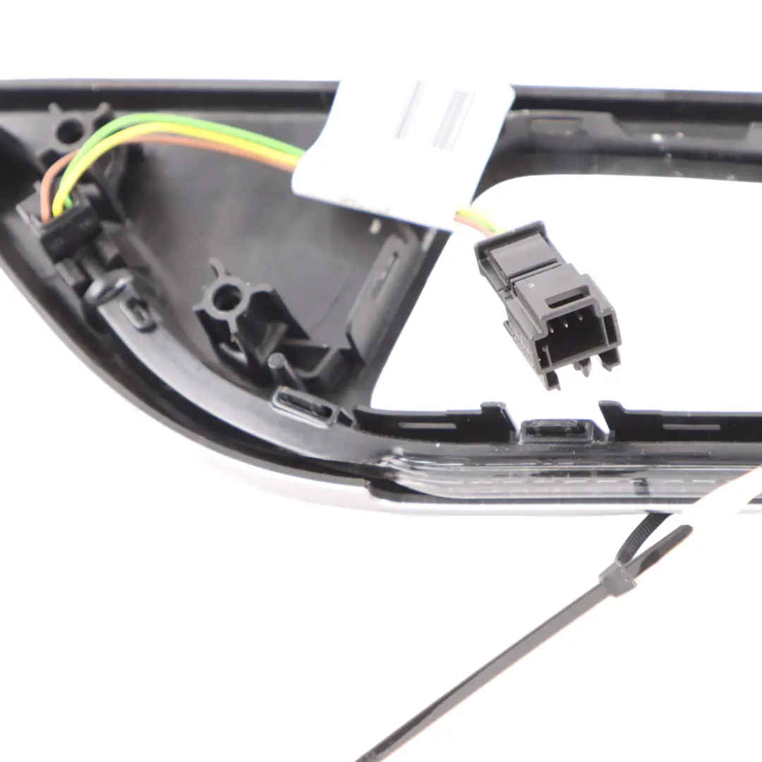 Mercedes W166 Hinteren Tür Griff Abdeckung Innen Verkleidung Links - SKU A1667301922 - Teilenummer A1667301922