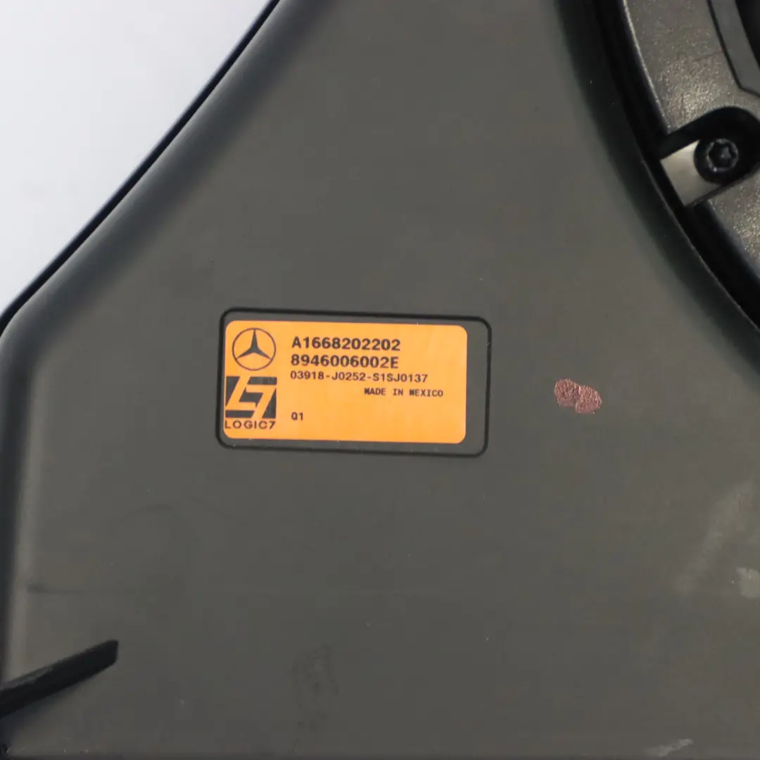 Subwoofer Harman / Kardon Bass Hinten Lautsprecher für Mercedes ML W166 mit Teilenummer A1668202202 Mercedes ML W166 Subwoofer Harman / Kardon Bass Hinten Lautsprecher - SKU A1668202202 - Teilenummer A1668202202