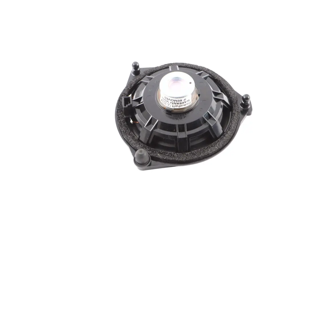 Dashboard Audio System Speaker Tweeter Central Panel to Mercedes W166 with Part number A1668202302 Mercedes W166 Dashboard Audio System Speaker Tweeter Central Panel - SKU A1668202302 - Part number A1668202302