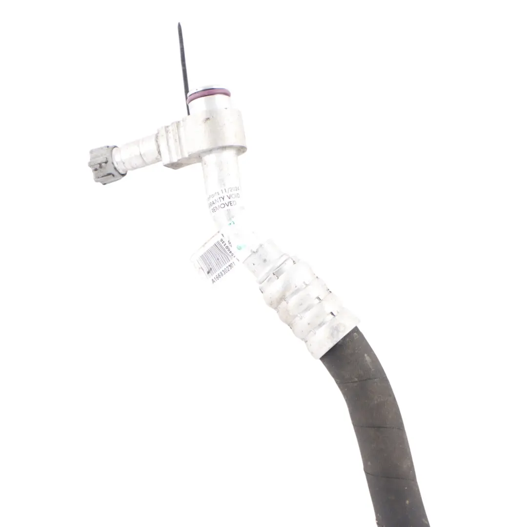 condizionata A/C Tubo flessibile aria OM651 per Mercedes W166 Aria con numero di parte A1668302301 Mercedes W166 Aria condizionata A/C Tubo flessibile aria OM651 - SKU A1668302301 - Numero di parte A1668302301