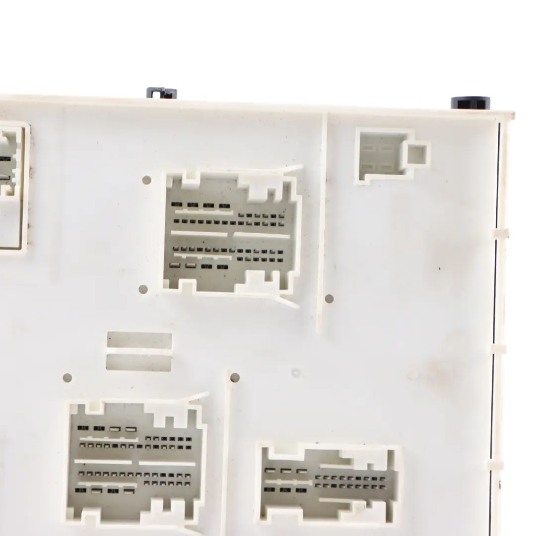 Módulo de unidad de control SAM BCM frontal CBC V4 ECU para Mercedes W166 con número de pieza A1669006020 Mercedes W166 Módulo de unidad de control SAM BCM frontal CBC V4 ECU - SKU A1669006020 - Número de pieza A1669006020