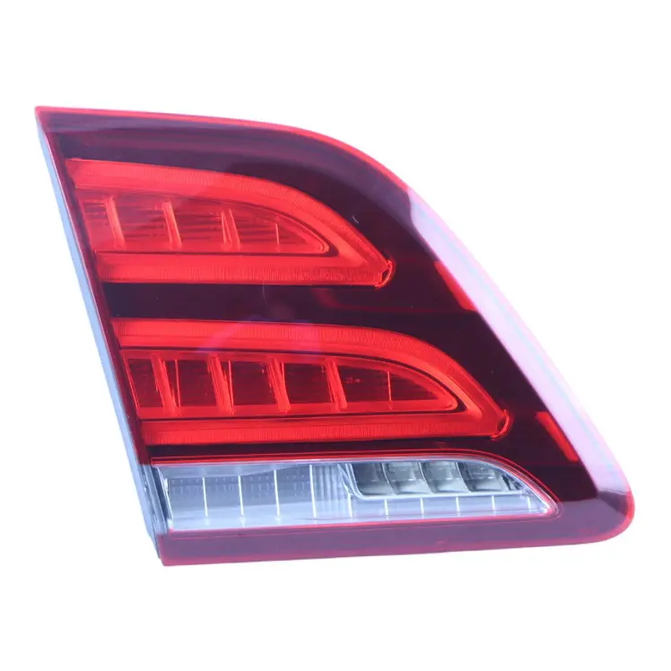 Luz Trasera Trampilla Tronco Luz Interior Izquierda para Mercedes W166 con número de pieza A1669066101 Mercedes W166 Luz Trasera Trampilla Tronco Luz Interior Izquierda - SKU A1669066101 - Número de pieza A1669066101